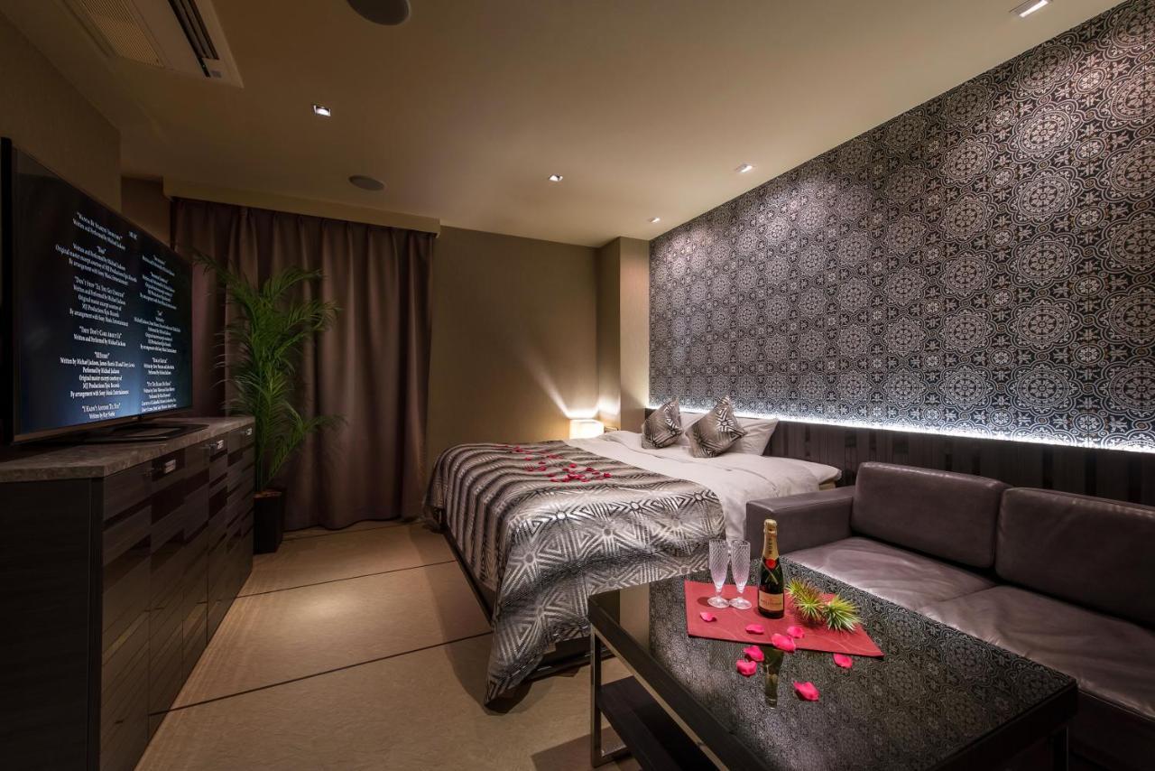 Hotel Lotus Iwatsuki (Adults Only) Сайтама Экстерьер фото